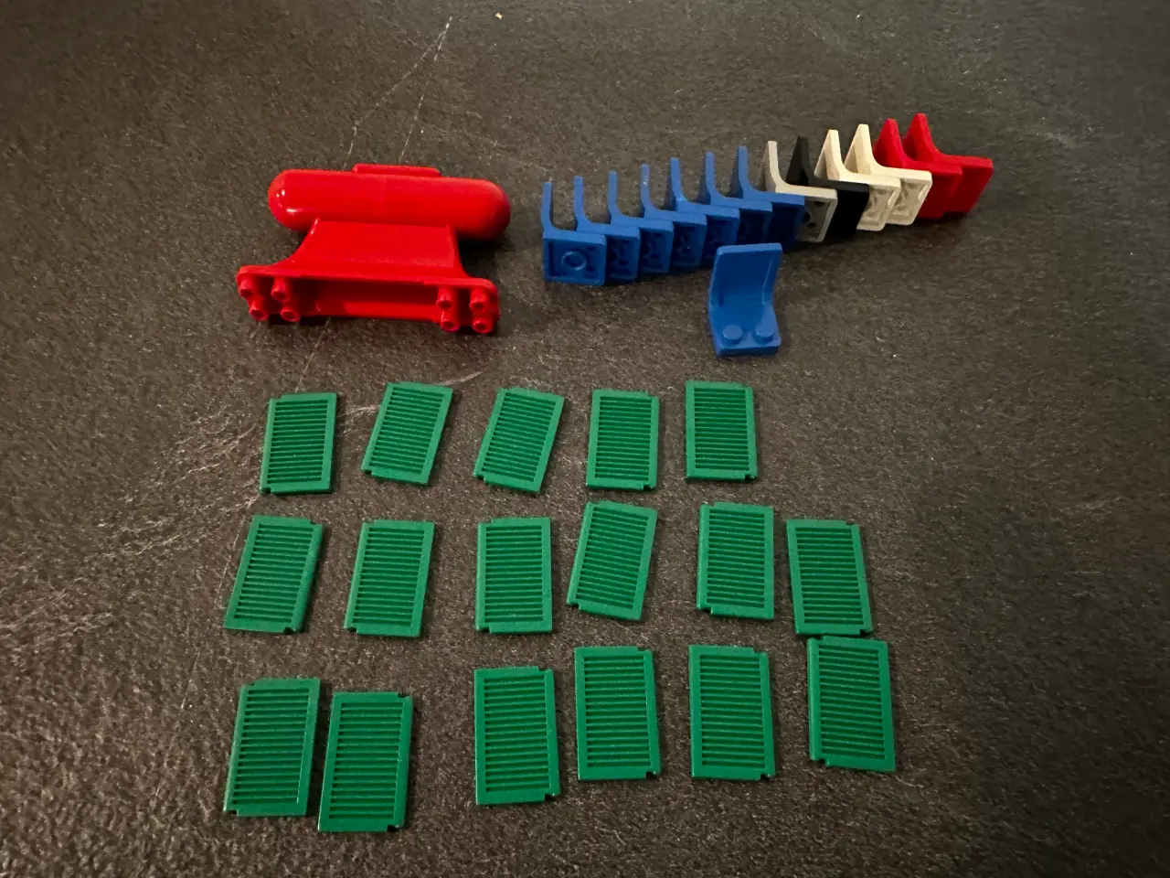 Billede 10 - 48 LEGO SÆT + 10 KG KLODSER + MEGET MERE 7.500,-