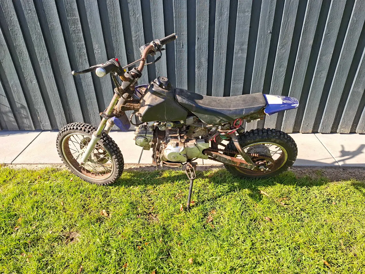 Billede 2 - Rigtig grim mini crosser til dele