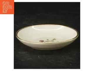 Porcelænsfad med blomstermotiv fra B&G