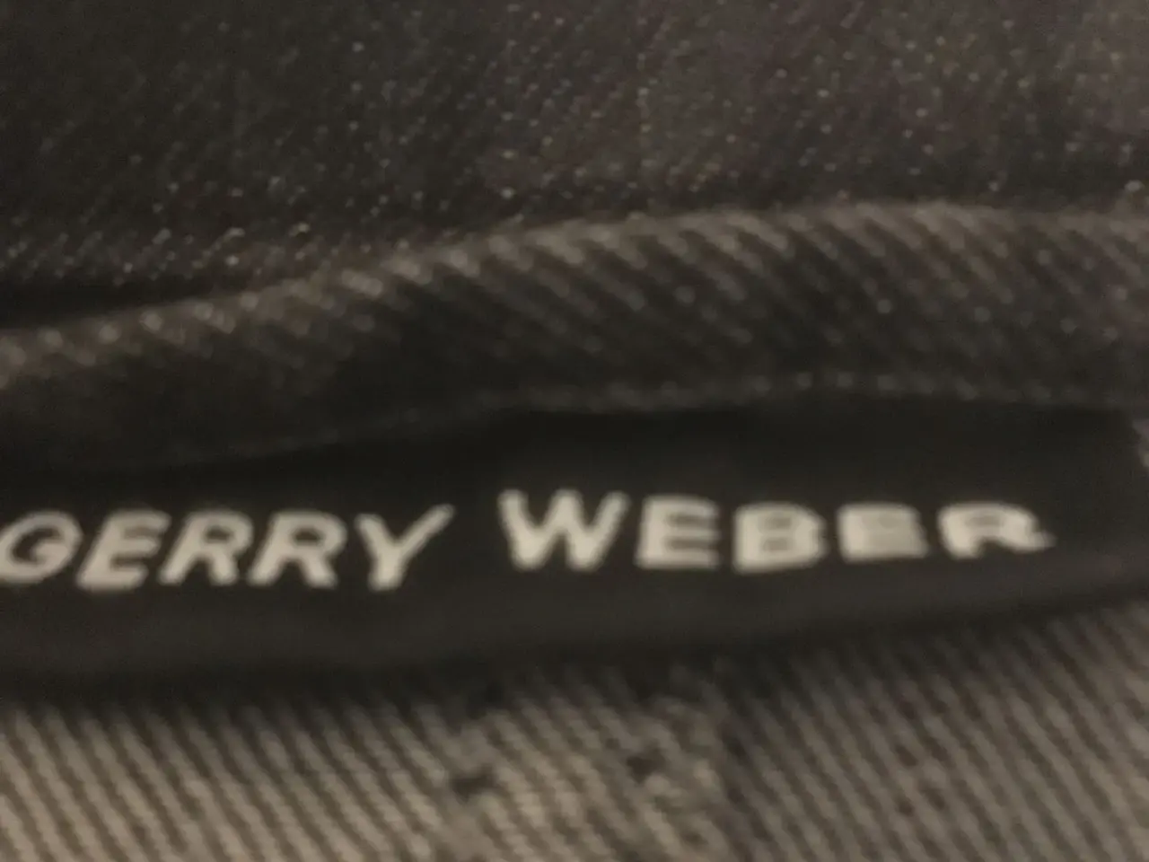 Billede 1 - Ny Gerry Weber jakke 