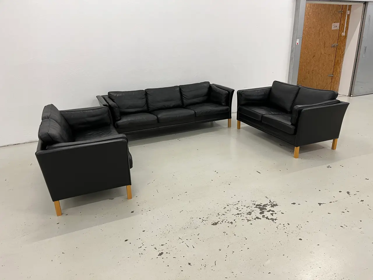Billede 3 - Mogens Hansen MH2225 Sofagruppe i sort prestige.