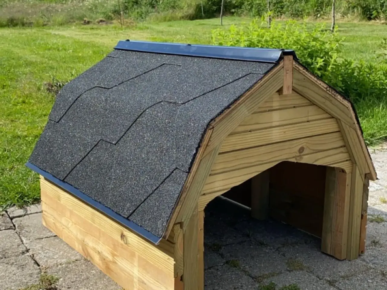 Billede 2 - Robotplæneklipper hus