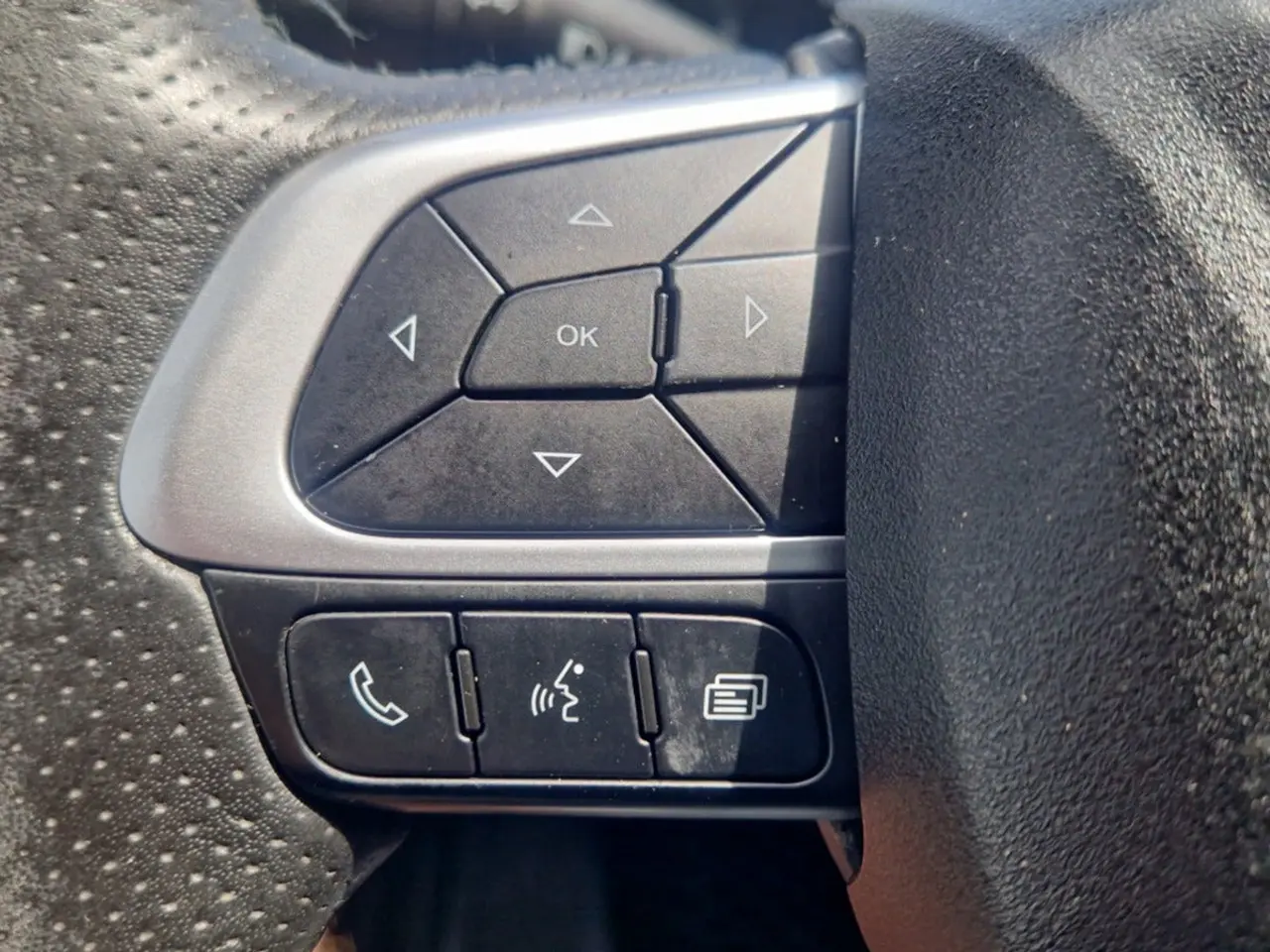 Billede 15 - Iveco Daily 3,0 35S18 Box m/lift AG8