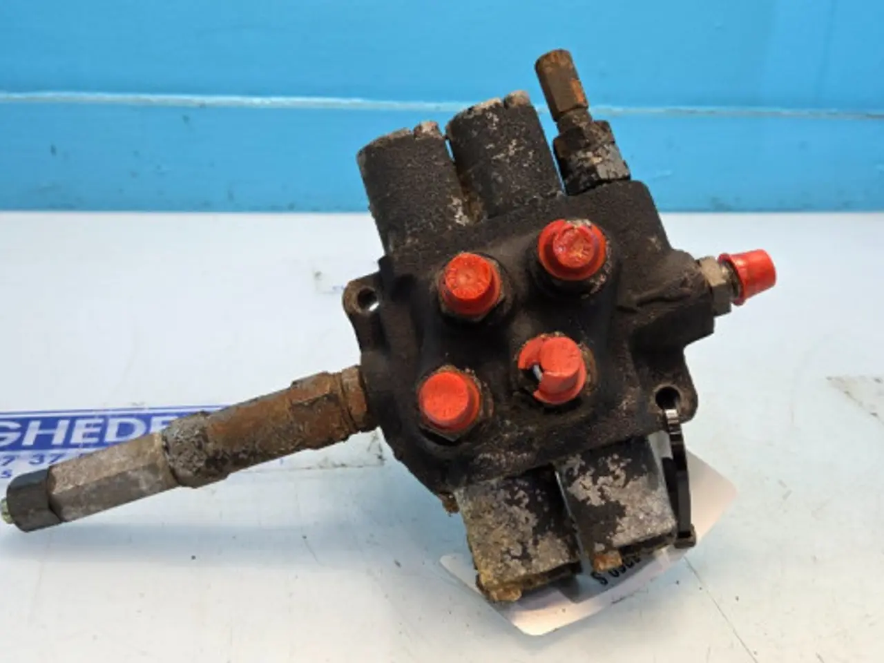 Billede 8 - New Holland BB9060S Hydraulikventil 84062215