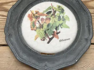 Tin ophæng Pilvamen