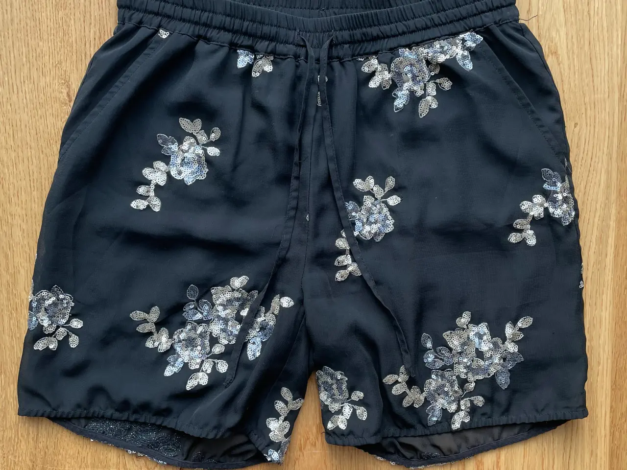 Billede 1 - Soaked in Luxury shorts
