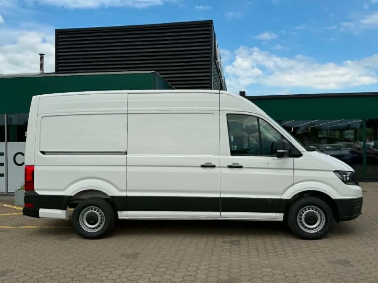 Billede 2 - VW Crafter 35 2,0 TDi 163 Kassevogn L3H3 aut. RWD