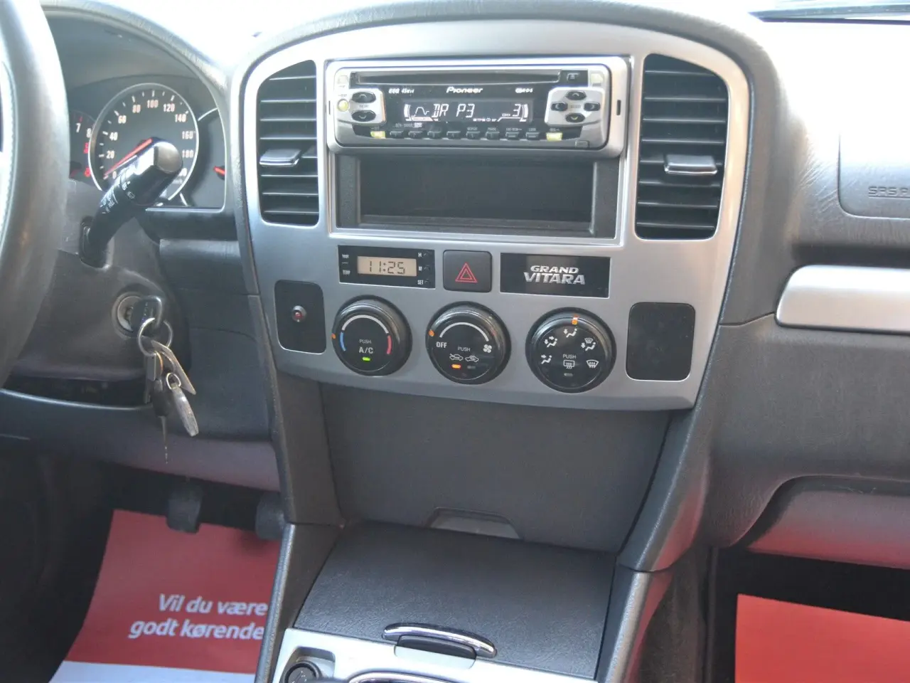 Billede 15 - Suzuki Grand Vitara 2,0 m\ aircondition 4x4 128HK Van