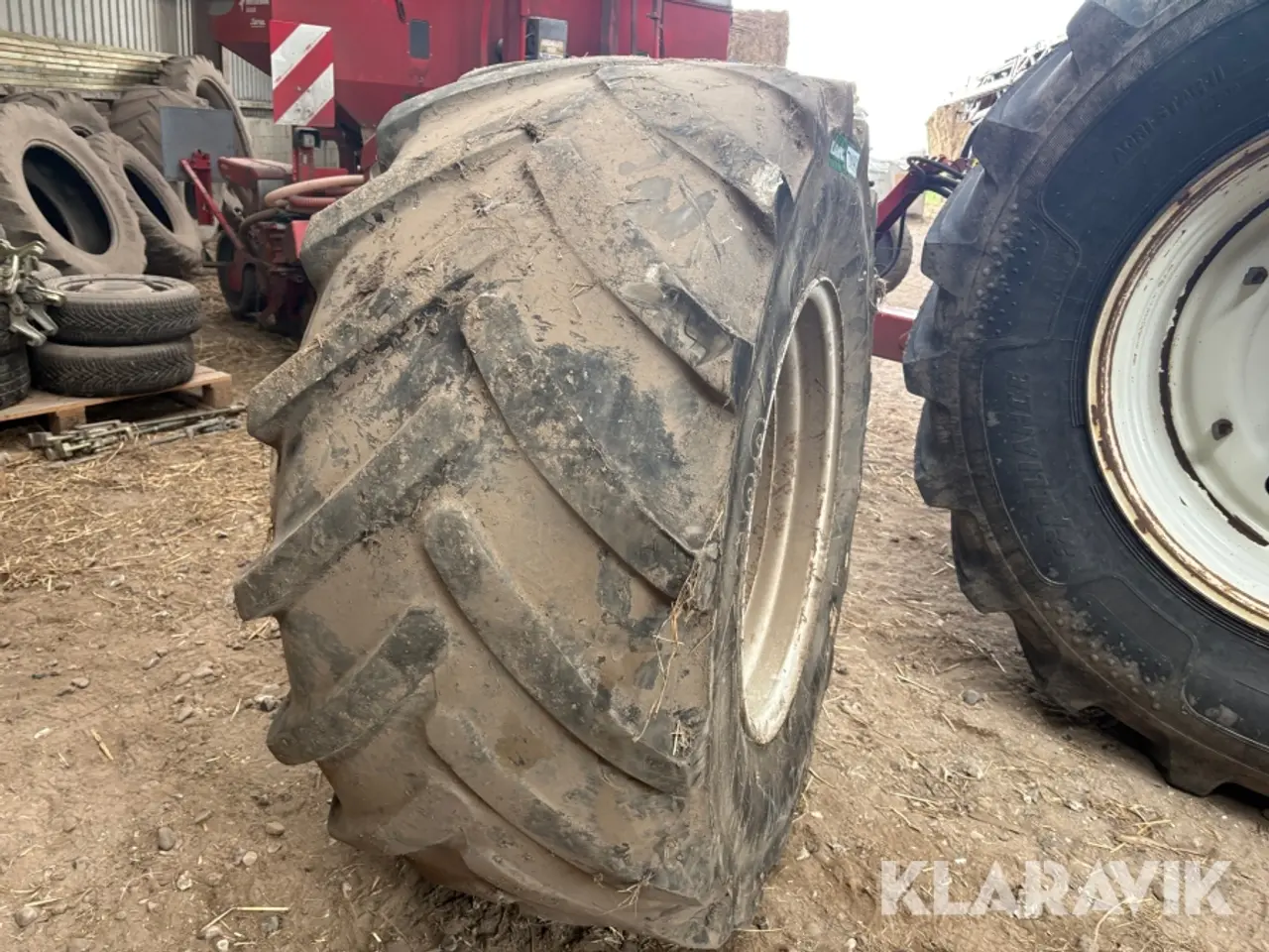 Billede 2 - Tvillingehjul Michelin 600/65 R 28 2 styk