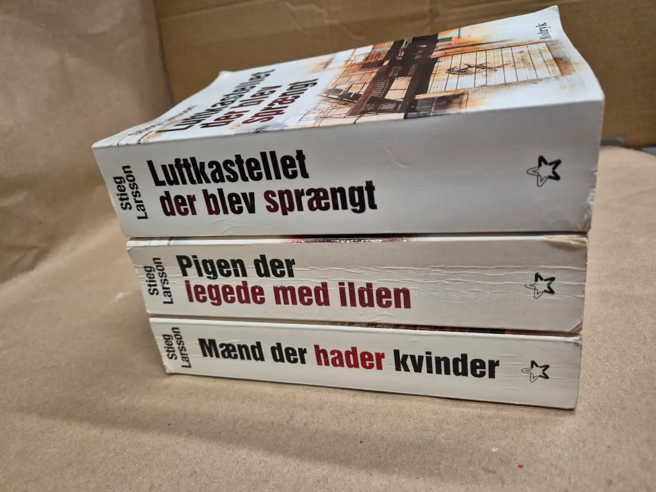 Billede 1 - Millenium trilogien, Stieg Larsson