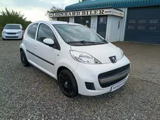 Peugeot 107 1,0 Cool 68HK 5d