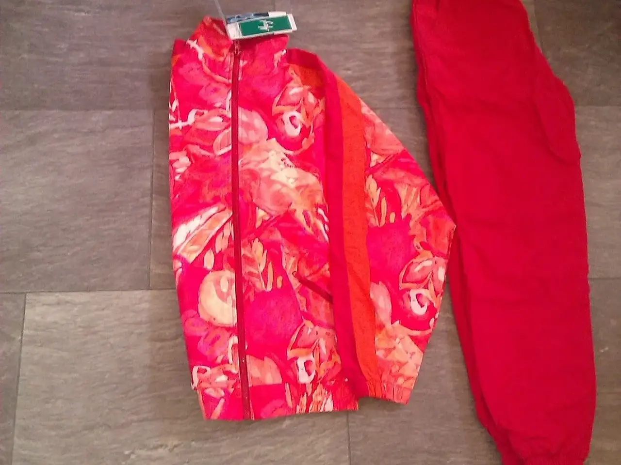 Billede 1 - NYT Fritidssæt windbreaker Espace dame
