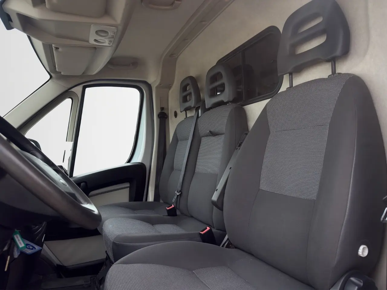 Billede 13 - Peugeot Boxer 335 2,2 HDi 130 Kassevogn L2H2