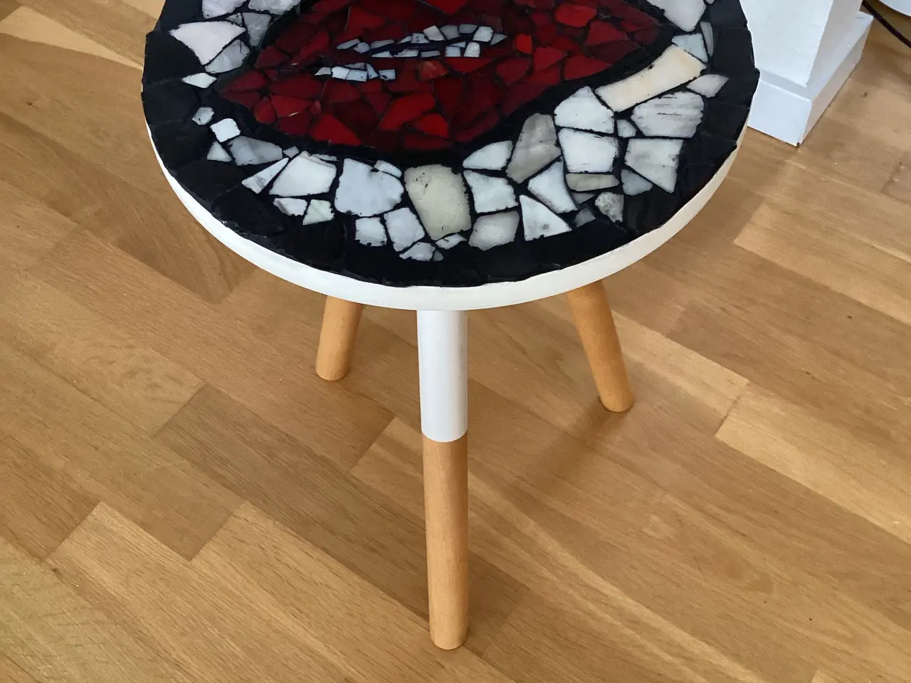 Billede 2 - Pynte bord