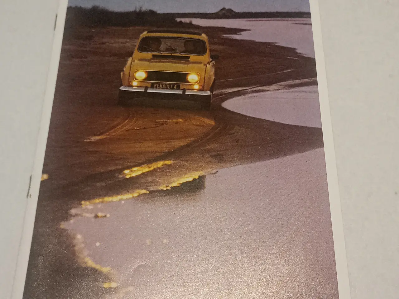 Billede 3 - Renault 4 salgsmateriale og bøger