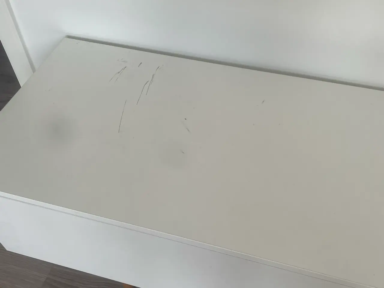 Billede 3 - TV bord i hvid