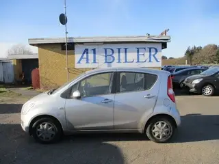 Suzuki Splash 1,0 GL