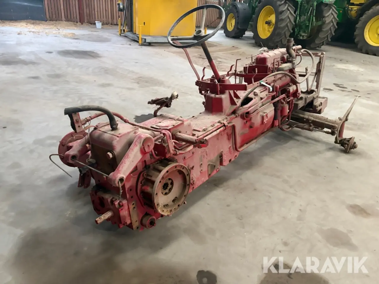 Billede 5 - Veterantraktor IH 844S med reservedele