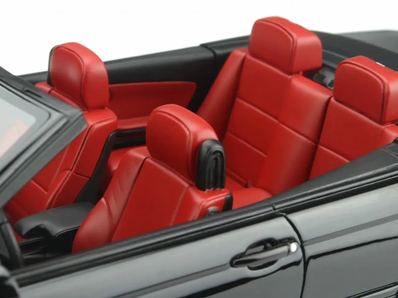 Billede 5 - 2005 BMW M3 Cabriolet E46 1:18 Farve: Jet Black