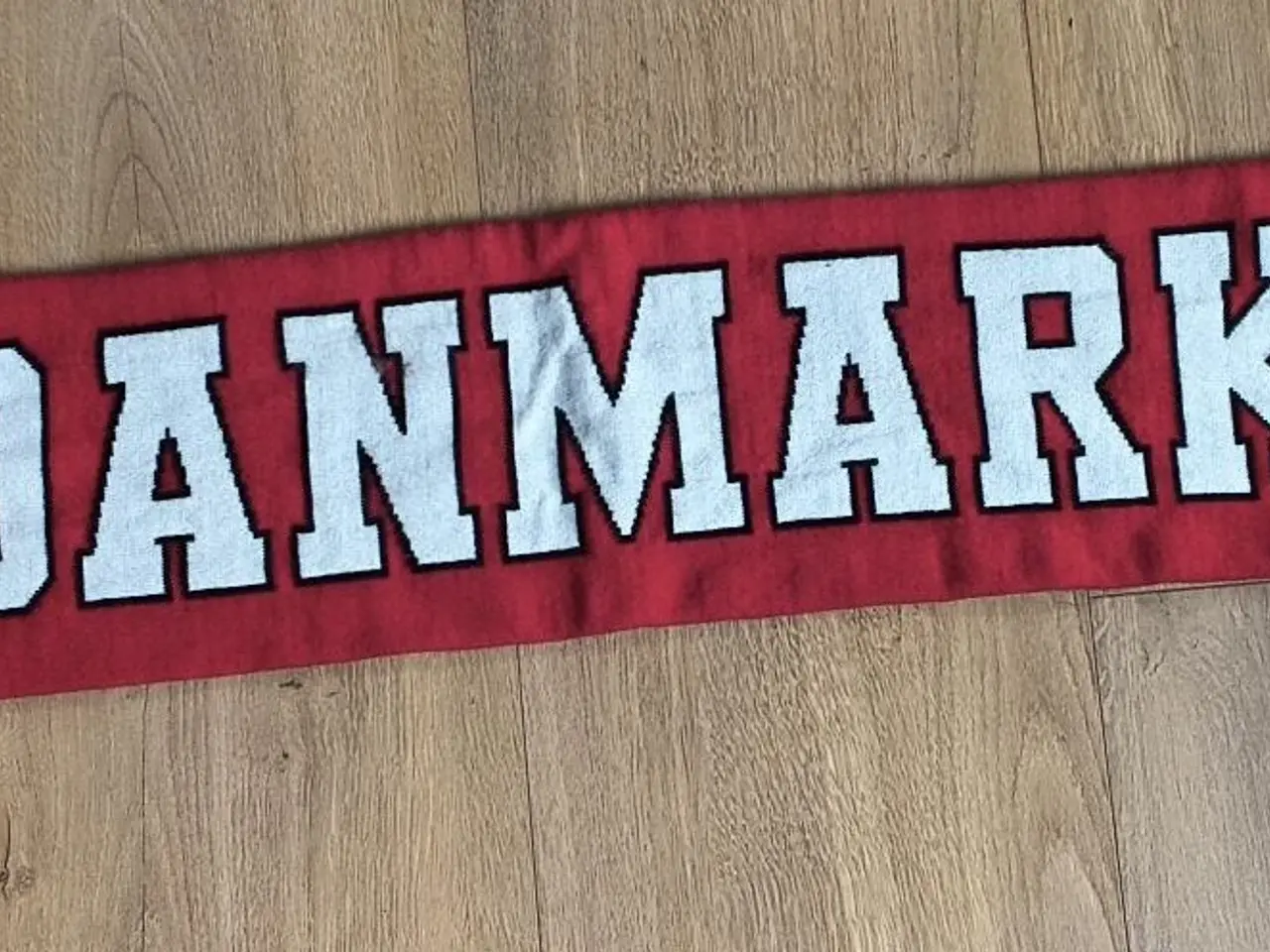 Billede 1 - NYT DANMARK ISHOCKEY FAN HALSTØRKLÆDE, 150 CM