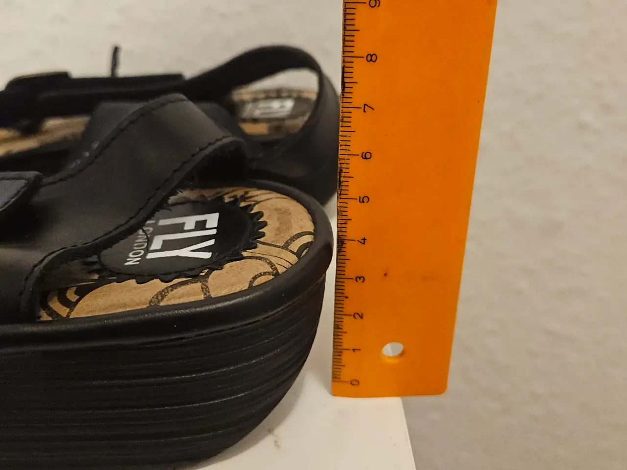 Billede 5 - Fly London sandaler str 42