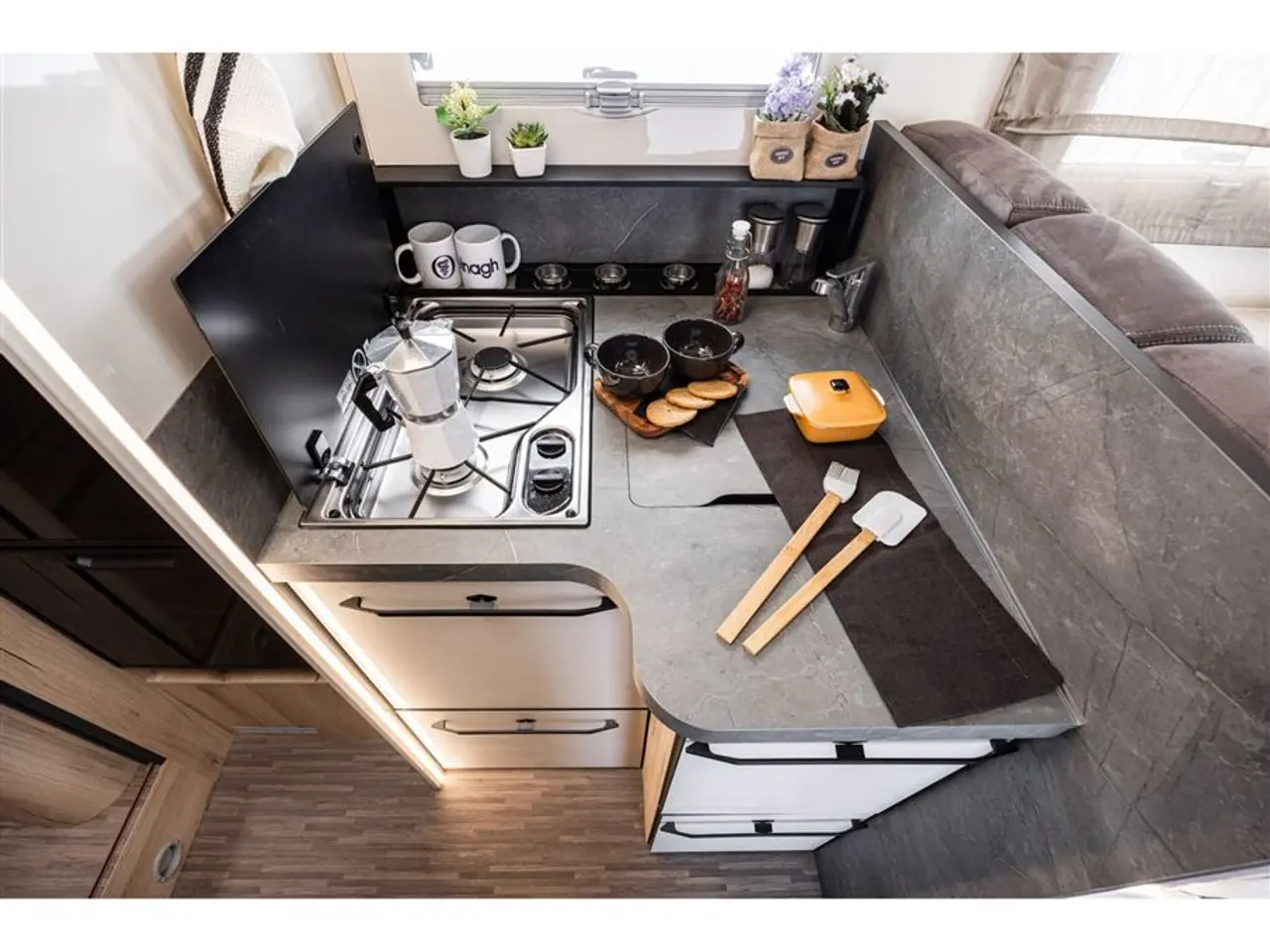 Billede 14 - 2026 - Elnagh T-Loft 529