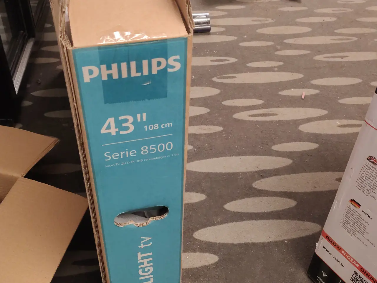 Billede 5 - TV 43", demo PHILIPS Ambilight, 4K, QLED Smart tv.