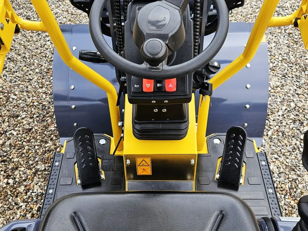 Billede 11 - Eurotrac W11 / fabriksny / skovl & gafler / Kubota motor