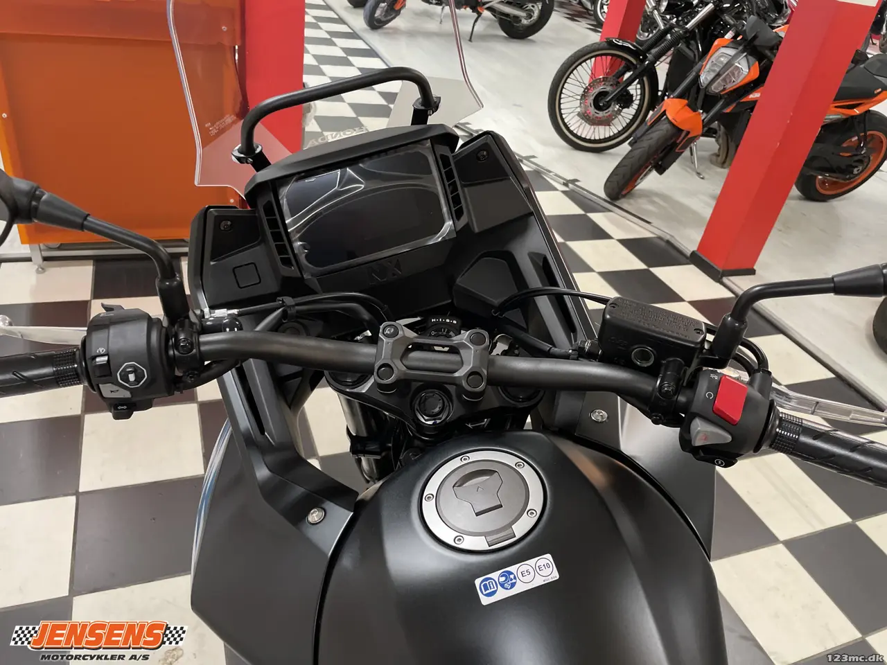 Billede 9 - Honda NX 500 E-Clutch