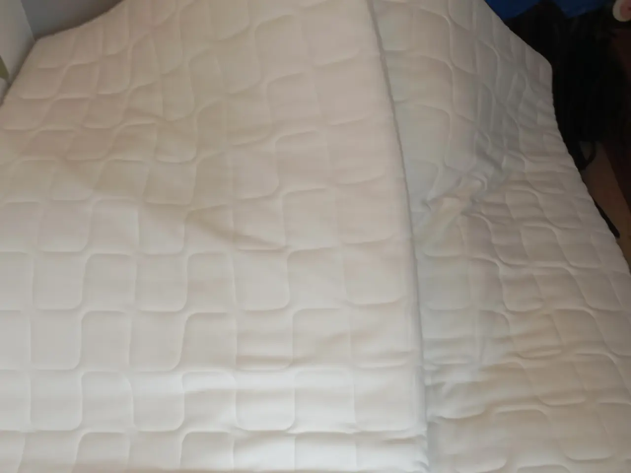 Billede 18 - 2 stk topmadrasser 90x200 cm. Som NY