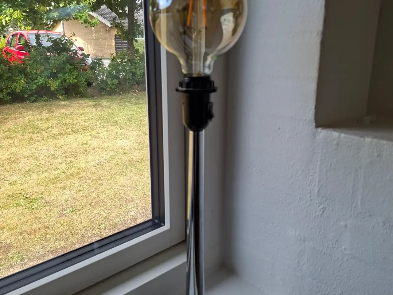 Billede 1 - Bordlampe incl. pære.