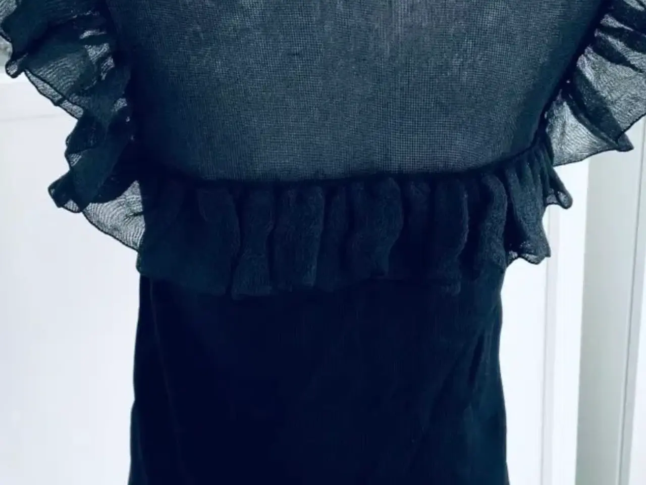 Billede 3 - Top i sort fra zara