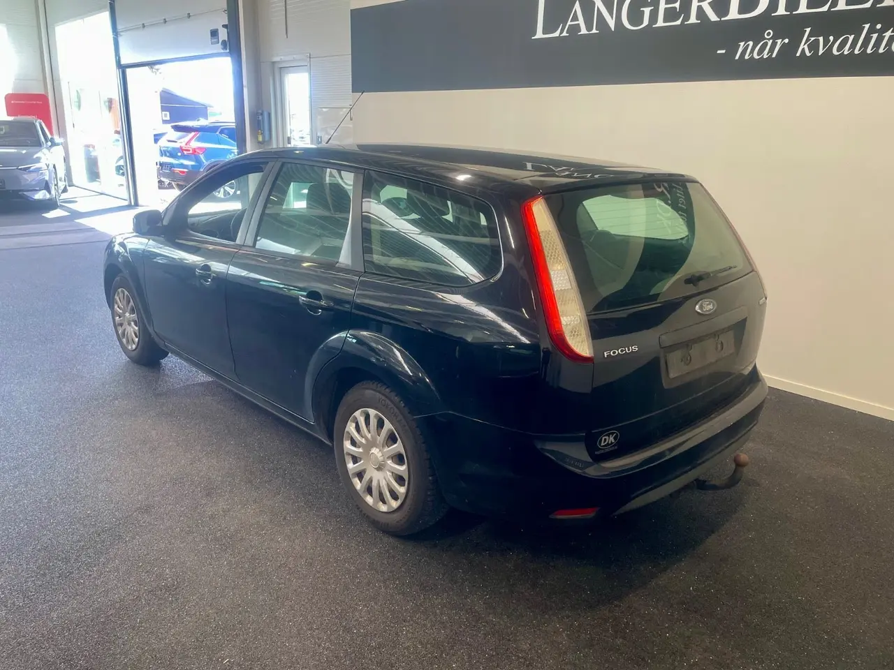 Billede 2 - Ford Focus 1,8 Trend stc.