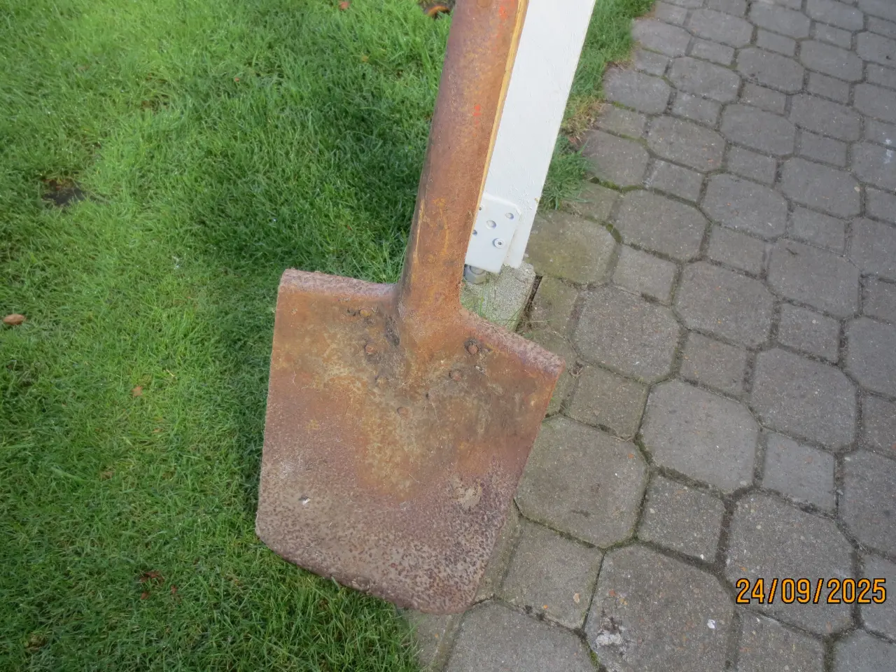 Billede 2 - 1 stk Lysbro spade