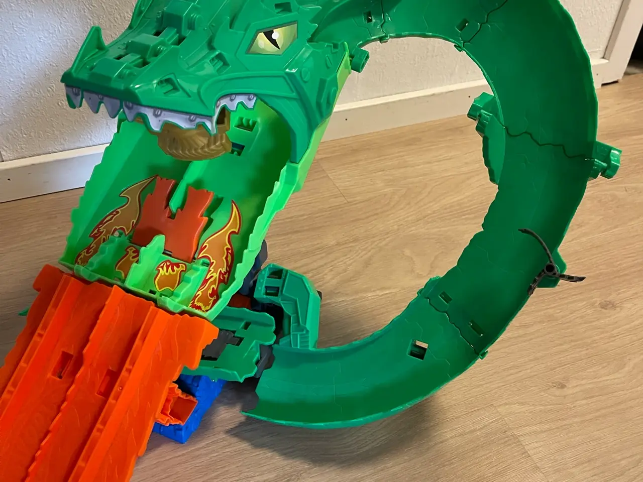 Billede 2 - Meget fin racerbane fra HotWheels