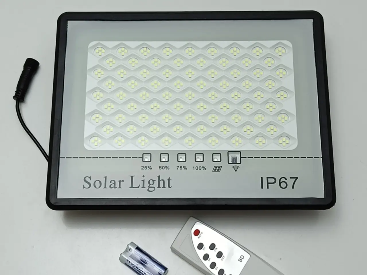Billede 2 - NY! 200W LED Solcellelampe + Solpanel med 4M kabel