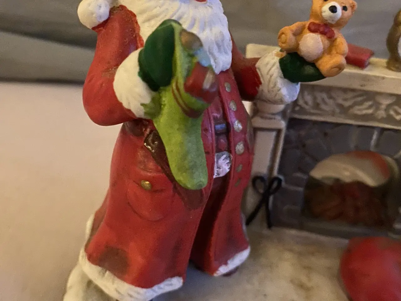 Billede 5 - Julefigur nisse ved pejs fyrfadsstage