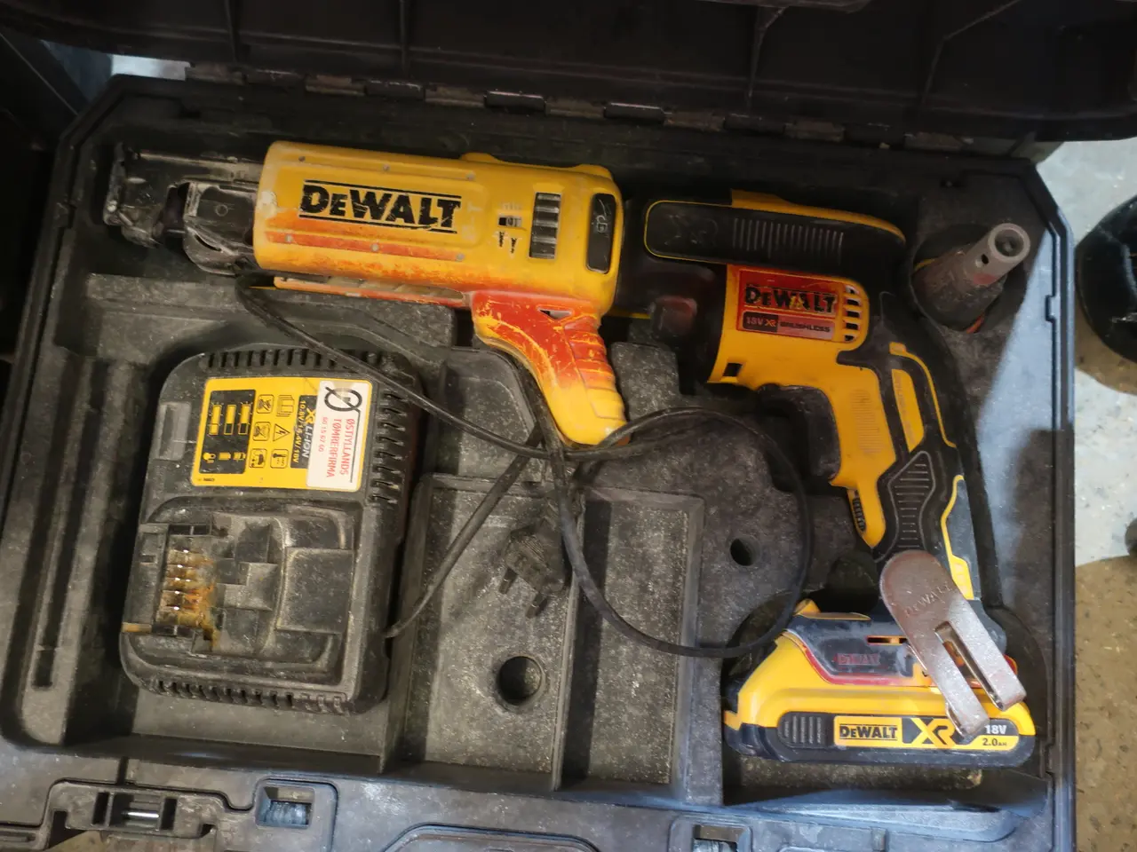 Billede 1 - Gipsskruemaskine DEWALT DCF6201
