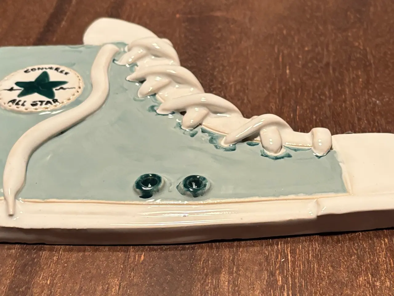 Billede 5 - Converse sko håndlavet i keramik.