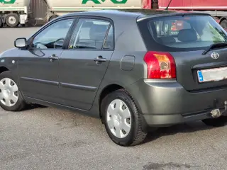 Toyota Corolla E12