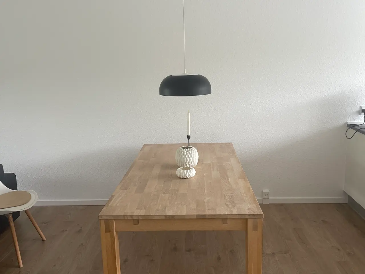 Billede 1 - Spisebord