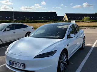 Tesla Model 3 Long Range RWD