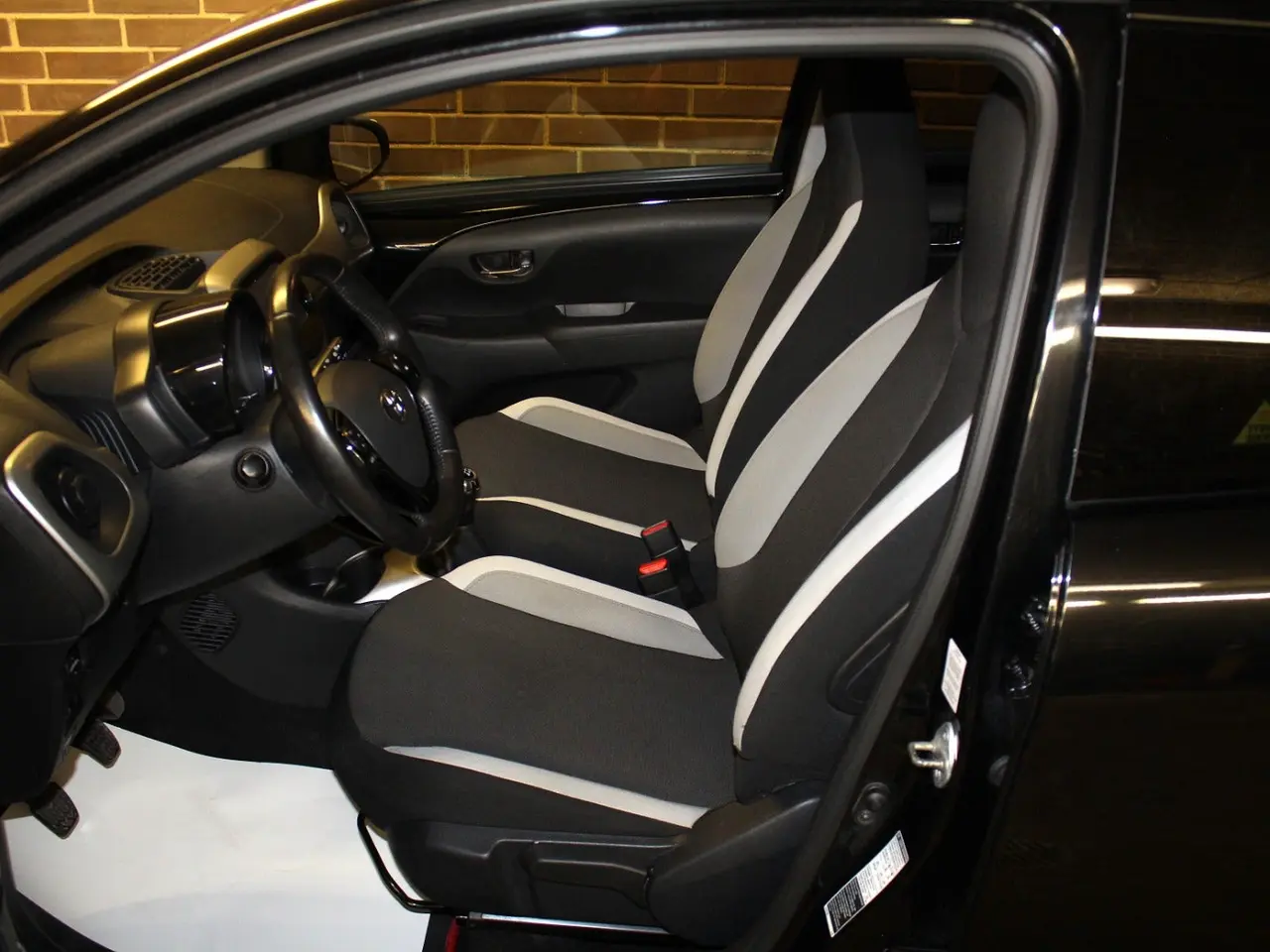 Billede 4 - Toyota Aygo 1,0 VVT-i x-black