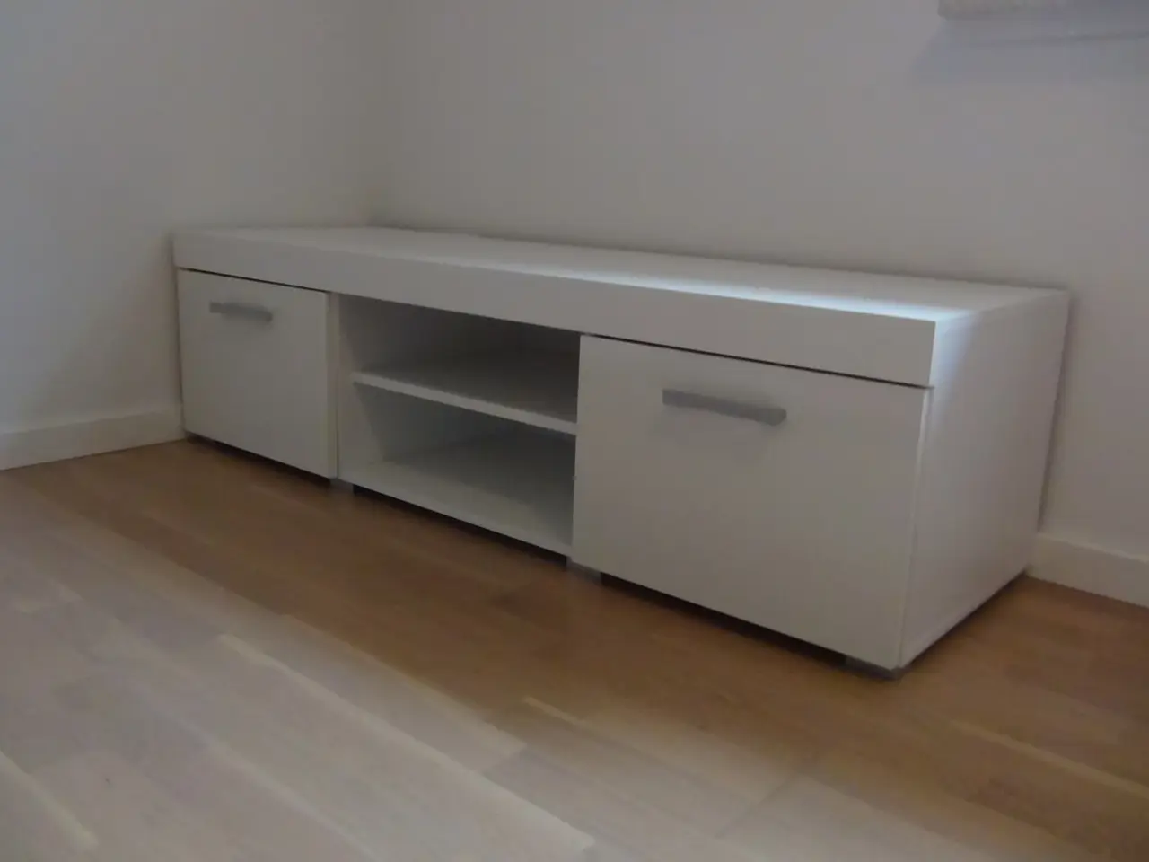 Billede 1 - TV bord.
