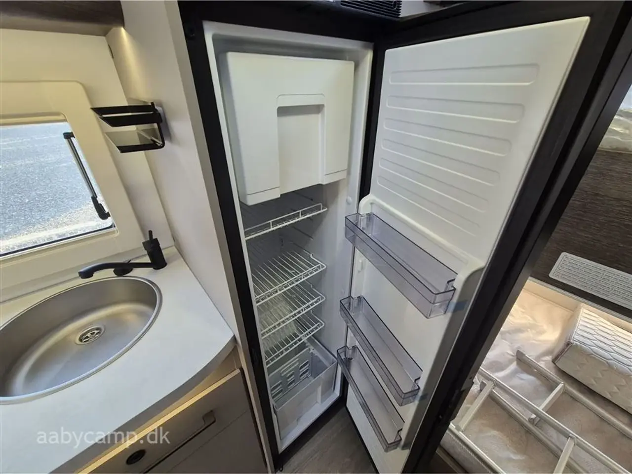 Billede 15 - 2026 - Benimar Tessoro 425