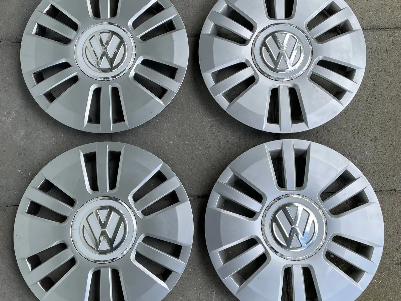 Billede 1 - VW hjulkapsler 14 tommer