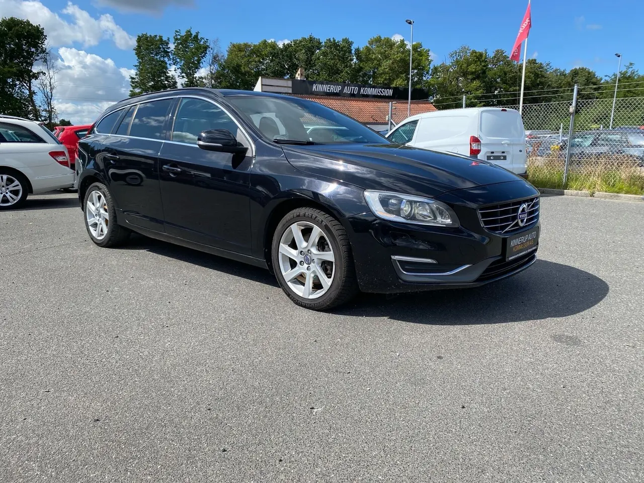 Billede 2 - Volvo V60 2,4 D5 Momentum 215HK Stc 6g Aut.