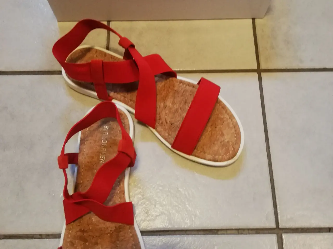 Billede 2 - RedGreen Sandaler Rød Elastik