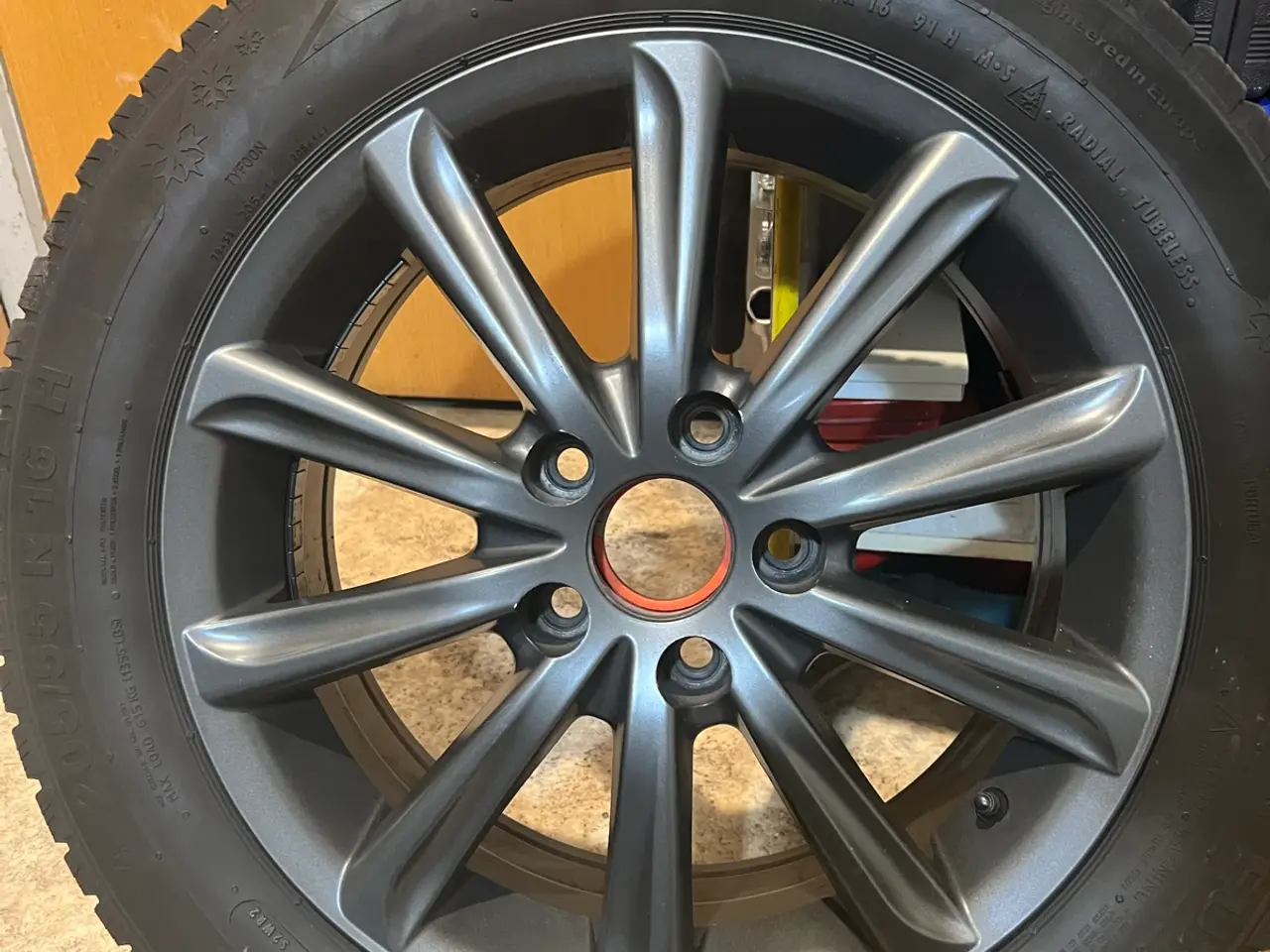 Billede 4 - VW vinterdæk 205/55 R16 5 x 112