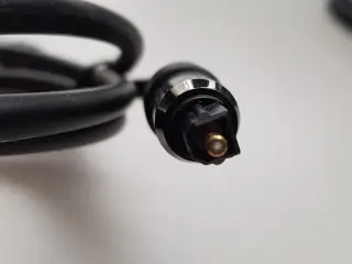 Fiber optic kabler